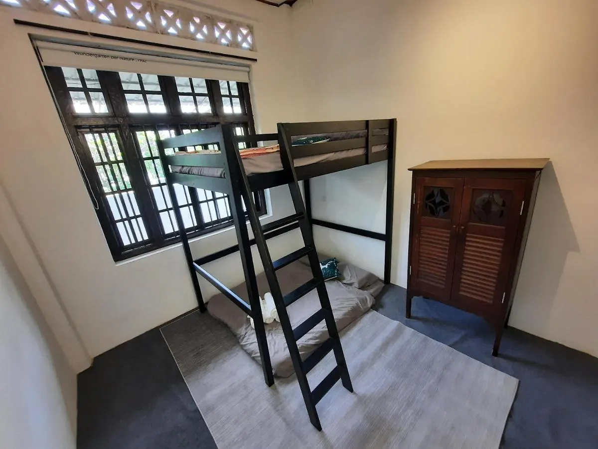 Melaka Homestay Garden Hideout Pax13 0*, Malacca Μαλαισία