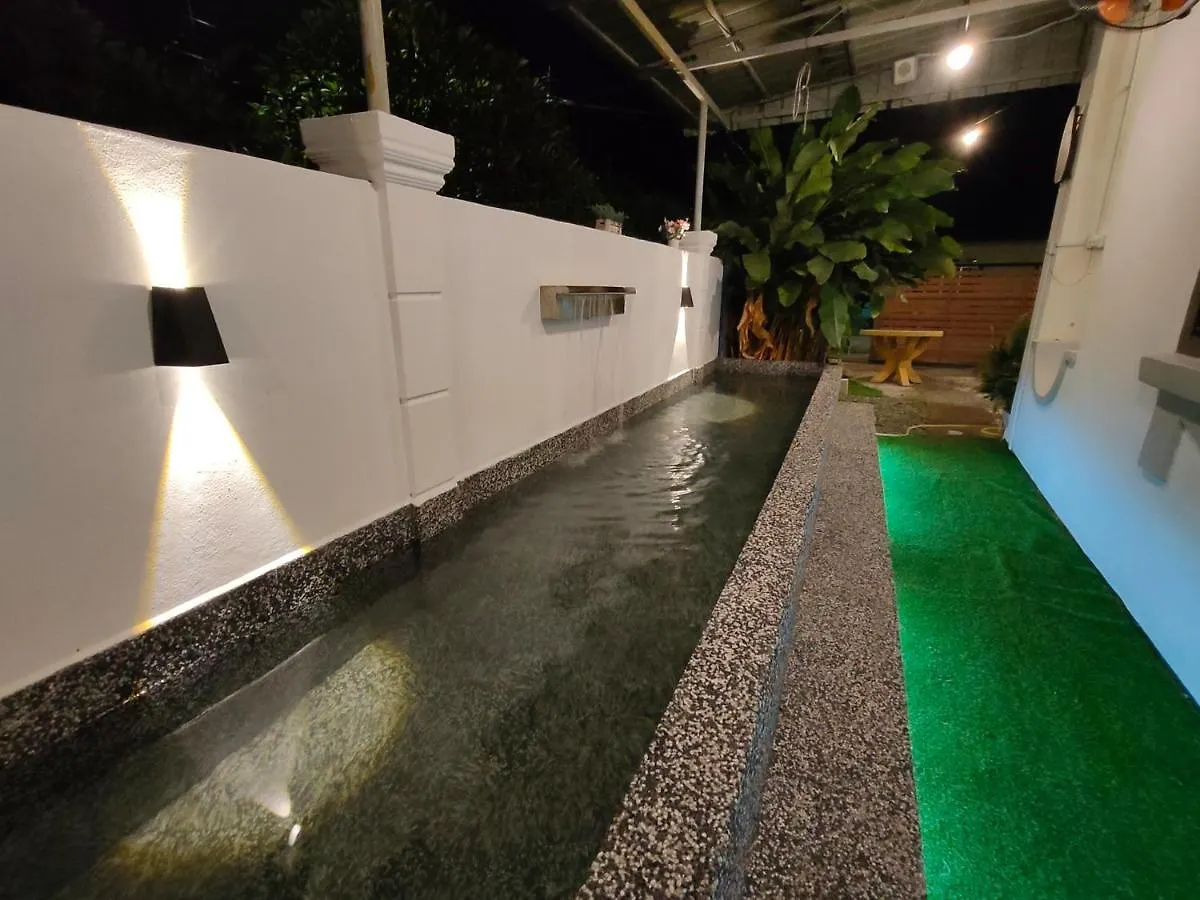 Βίλα Melaka Homestay Garden Hideout Pax13 Μαλαισία